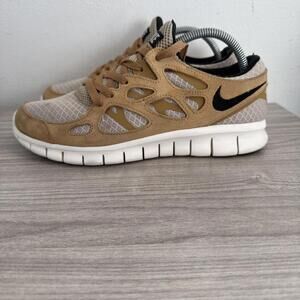 Nike Free Run 2 Women’s Size 10 Running Shoes Beige White DM9057-200 Sneakers